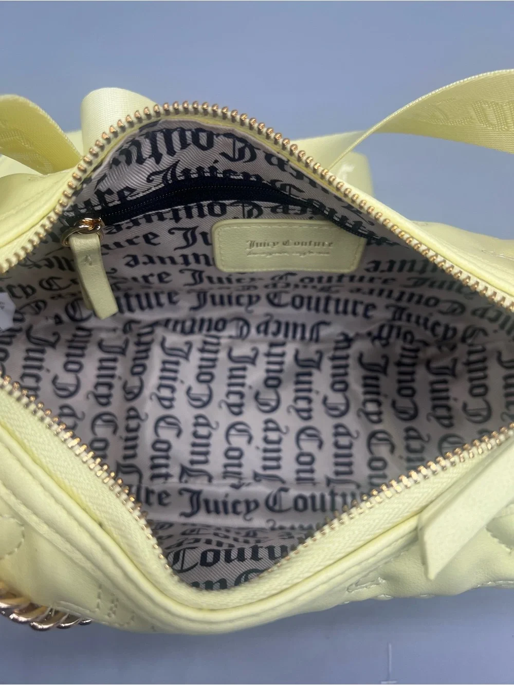 Juicy couture juicy puff halfmoon crossbody purse